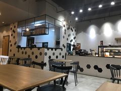 大堂-HELLO 27 意面·沙拉·帕尼尼