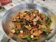 -彭耕记猪油炒小菜(吉联mall店)