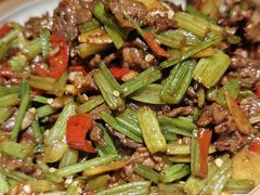 -魏铭鱼头捞饭(晋阳路店)