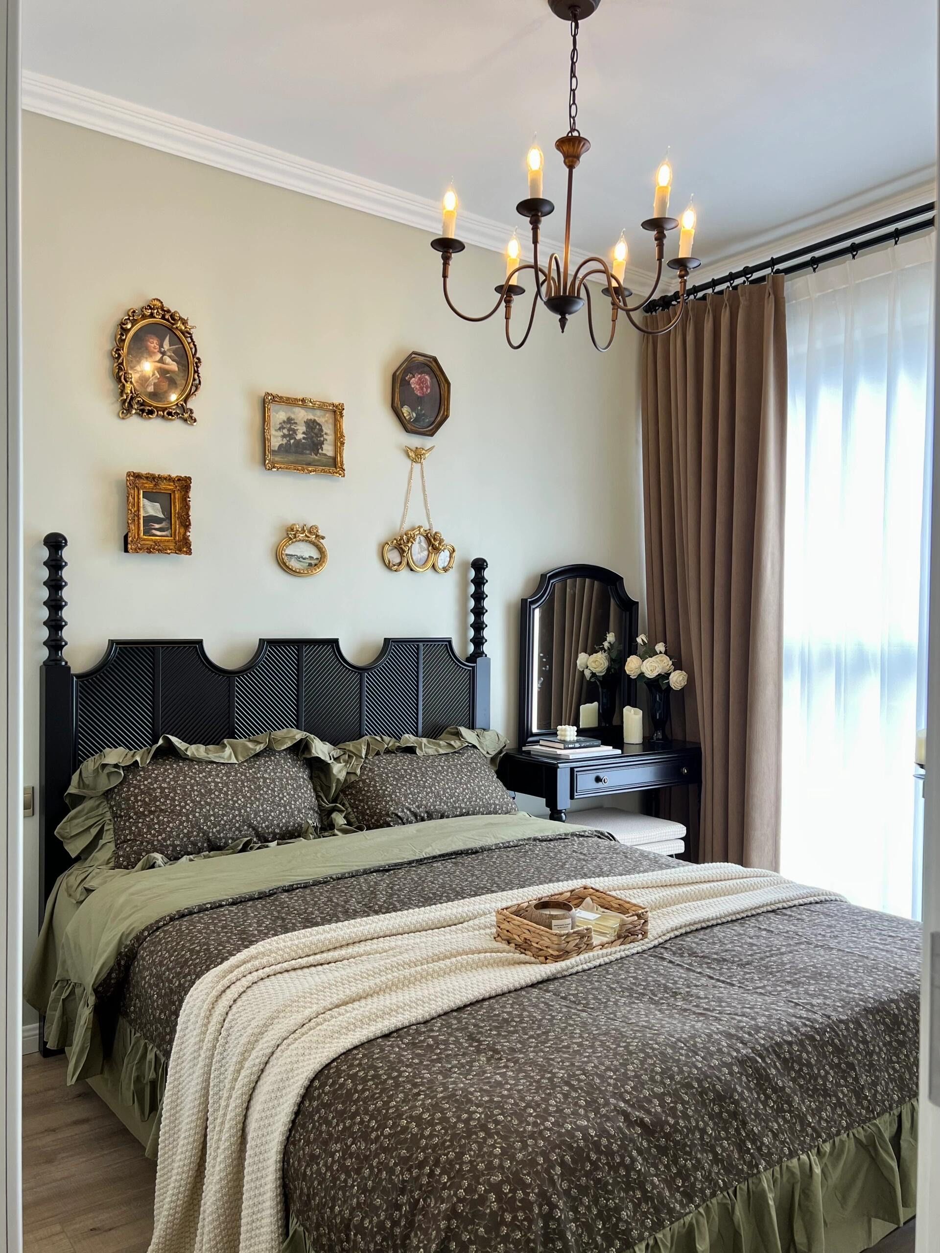 我妈又在到处炫耀我的卧室