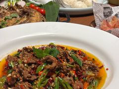 佐料牛肉-老滇山寨•云南特色菜•地方菜•民族风情歌舞表演(金碧店)