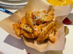 -Mogul Eatery·大亨餐酒馆