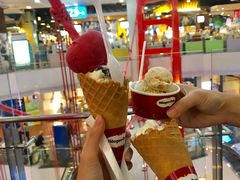-Pier 21 (Terminal 21 Asok)