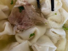 -周震馄饨