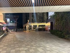 -瑞虹新天地月亮湾