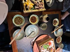 -菌自由丨野生菌火锅特色庭院餐厅(丽江古城店)