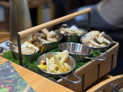 -一朵菌·野生菌探索家火锅(南亚店)