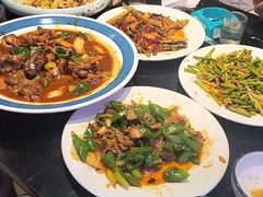 -五谷丰登·胶东海鲜·家常菜(张村店)