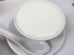 蛋白炖鲜牛奶-澳洲牛奶公司(佐敦店)