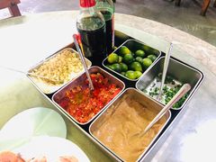 -四川小胡子海鲜(丁村万人海鲜广场店)