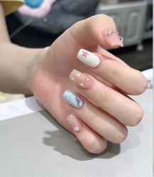 -洛伊科技抗衰护肤中心