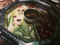 -佬土鹅肠火锅(中建大观店)