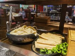 -牛村来人潮汕牛肉火锅(西单店)