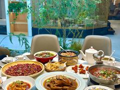 -万重锦·人文川菜馆(骡马市店)