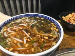 -聚黔堂凯里酸汤鱼美食店