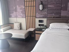 -铂尔登国际酒店(南山深圳湾口岸店)