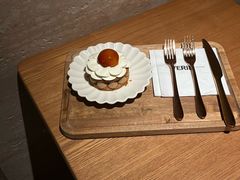 -VERIE BAKEHOUSE