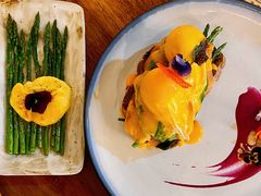 -304/BRUNCHRESTAURANT