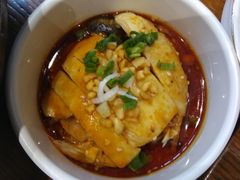 -渝是乎酸菜鱼·川渝小炒(新世界百货望京店)