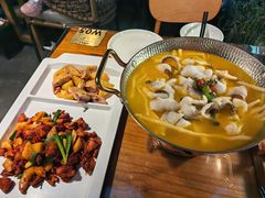 -隔壁老王·家常云南菜(花巷店)