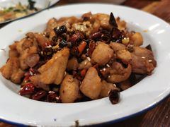重庆辣子鸡-炙热青春怀旧主题餐厅(河北路店)