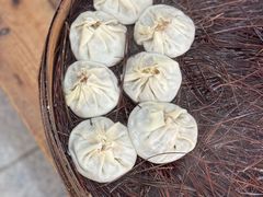 -严氏重油烧麦(民权路店)