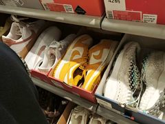 -NIKE上海青浦优选体验店