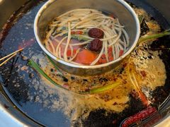 -六公里老火锅(总店)