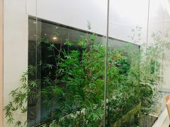 -英派斯健身旗舰店(海信国际中心馆)