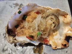 活烤大生蚝-喝丢一只鞋海鲜烧烤·海肠捞饭(东关街店)