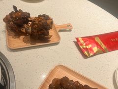 -三人行骨头王火锅(长寿店)