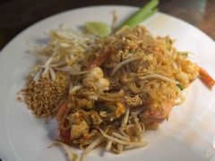 -Green Tree Rest. & Pub