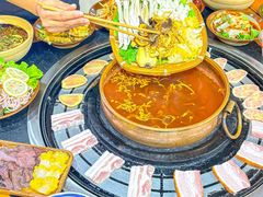-阿山卓·野生菌火锅·纳西火塘烤肉