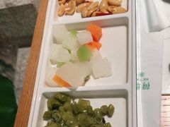 -荷塘秋月·本帮江浙菜(国权路店)