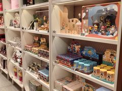 -泡泡玛特POPMART(东直门来福士店)