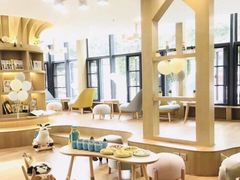 -范米乐成长中心