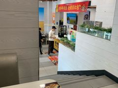 -老娘舅餐厅(黄龙体育中心店)