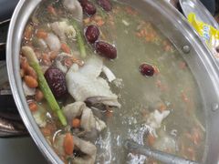 -新会鲜蚝鸡煲(新会总店)