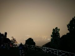 -鬼笑石后山停车场