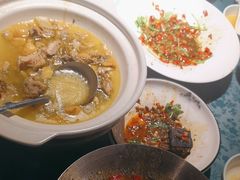 -呷湘厨·鱼汤捞饭·剁椒鱼头·辣椒炒肉(国家会展中心店)