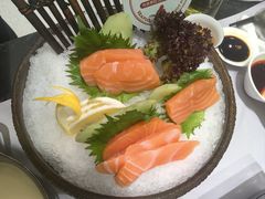 -红鼎豆捞·非遗鲍皇汤火锅(宝丰路店)