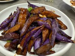 油焖茄子-沪依小酒馆心意菜