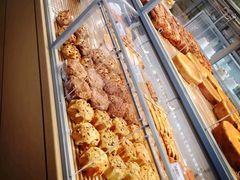 -好利来(高新枫叶广场店)