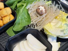 -一席地·本地鸡窝·杭帮鸡火锅(萧山银隆百货店)