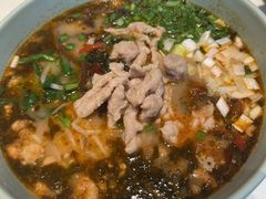 小锅米线-胡麻(静安嘉里店)