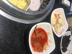 -木槿花韩式炭烤·熟成肉工坊(孙文东路店)