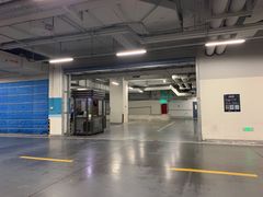 -BFC外滩金融中心停车场