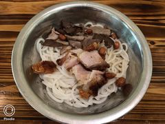 卤菜粉-老东江米粉