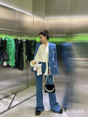 简直不要太好逛了！重庆首家13demarzo也在这里