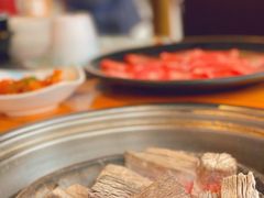 -唯成•韩国炭火烤肉 유성고기